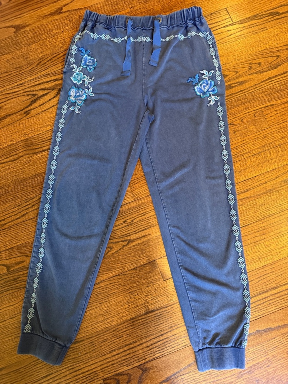 Sundance Women’s cotton Joggers